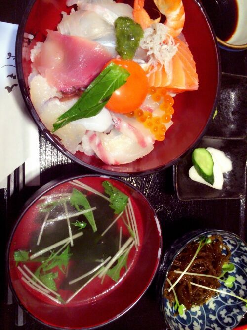 海鮮丼