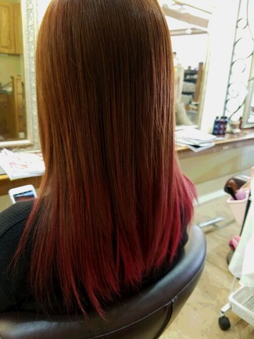WE LOVE RED